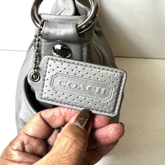 Coach B0971-13622 Gray Pebble Leather Silver Hardware Hobo Shoulder Monogram Bag - Picture 5 of 15